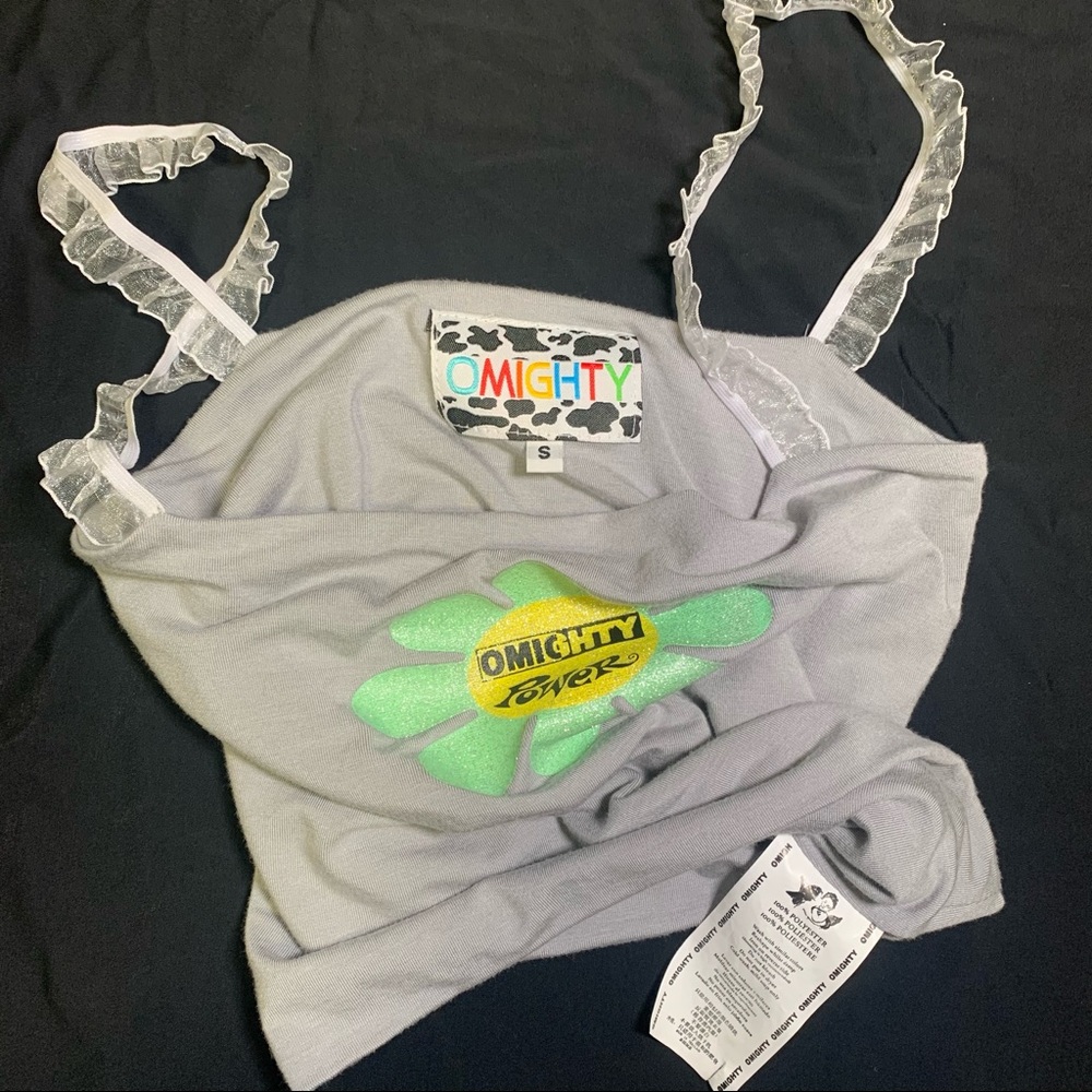omighty flower power cami in grey🌼